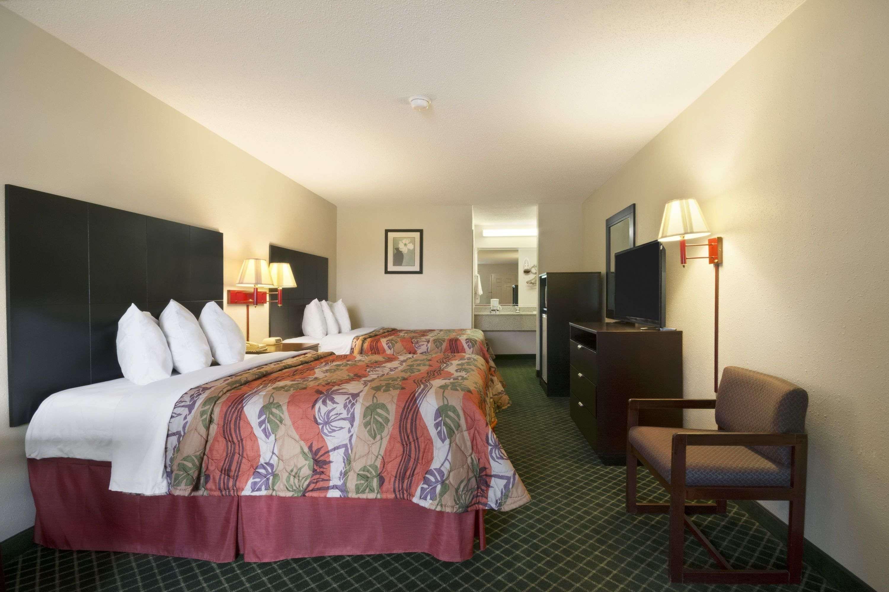 Days Inn By Wyndham Alma Exteriér fotografie