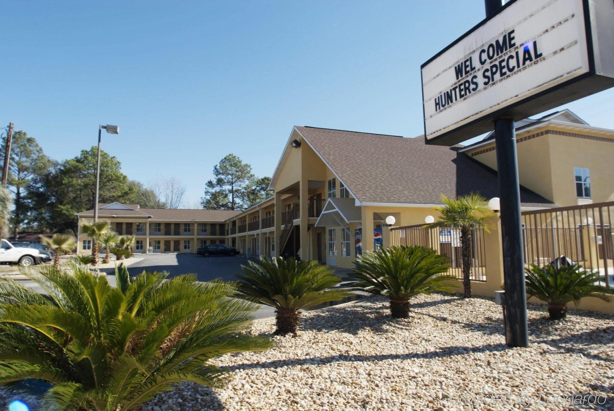 Days Inn By Wyndham Alma Exteriér fotografie