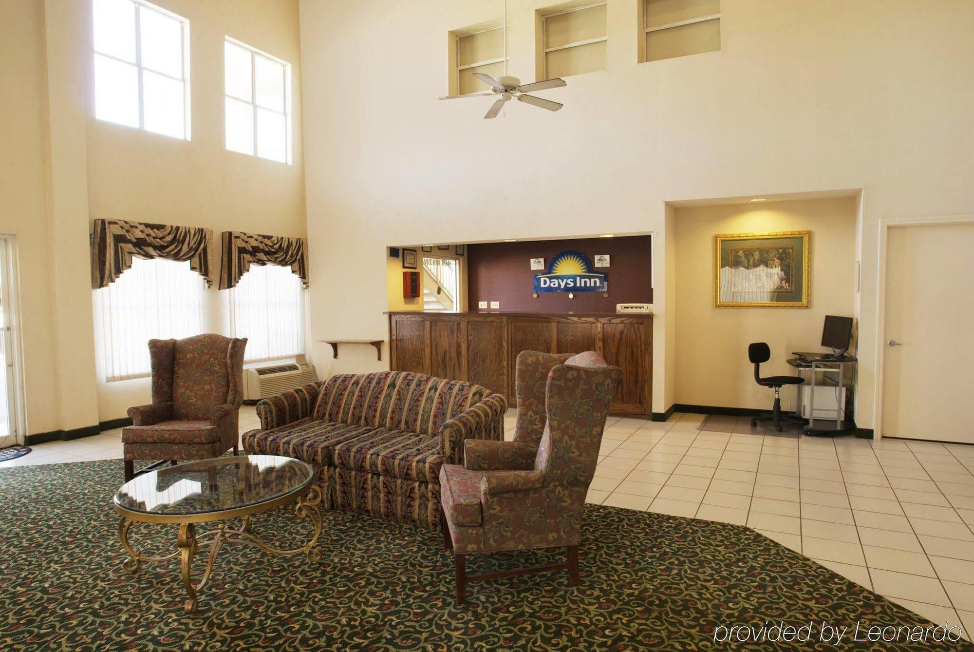 Days Inn By Wyndham Alma Interiér fotografie